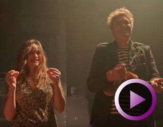 Chope la banane en acoustique en duo avec Alizé (Aliose)